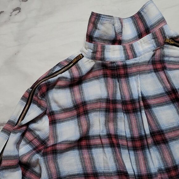 Sam Edelman Blue Plaid Button Up Shirt with Zipper Cold Shoulder - Picture 6 of 6